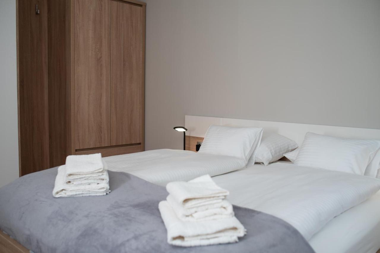 Twins Apartman Hévíz Eksteriør billede