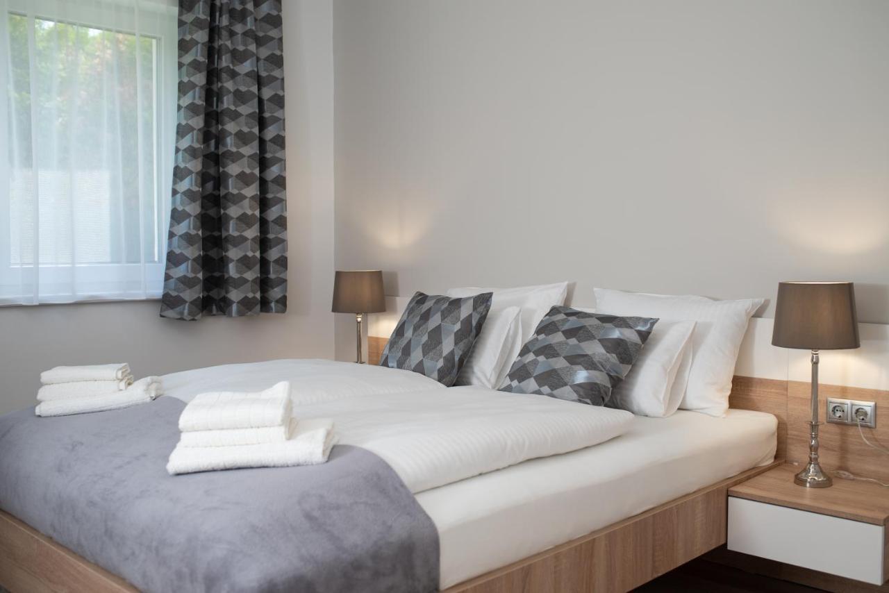 Twins Apartman Hévíz Eksteriør billede