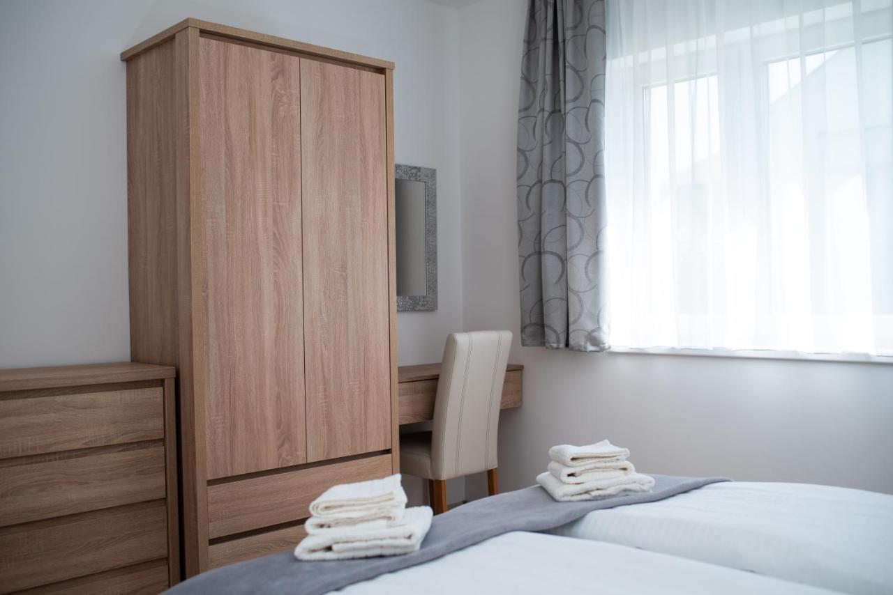 Twins Apartman Hévíz Eksteriør billede