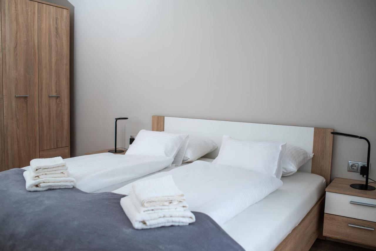 Twins Apartman Hévíz Eksteriør billede
